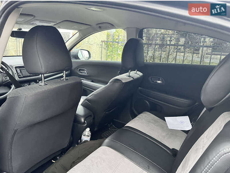 Позашляховик / Кросовер Honda HR-V 2017 в Львові