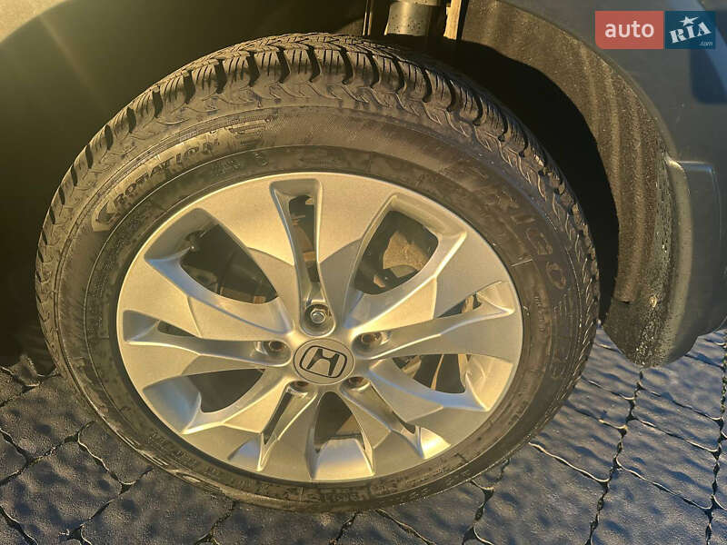 Позашляховик / Кросовер Honda HR-V 2016 в Львові фото 17 Позашляховик / Кросовер Honda HR-V 2016 в Львові