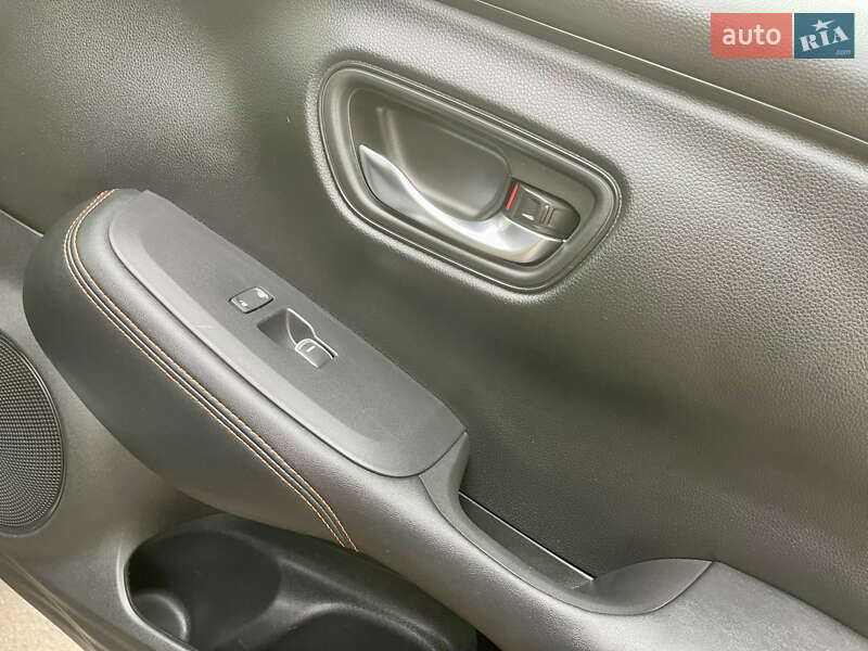 Внедорожник / Кроссовер Honda HR-V 2023 в Киеве фото 34 Внедорожник / Кроссовер Honda HR-V 2023 в Киеве