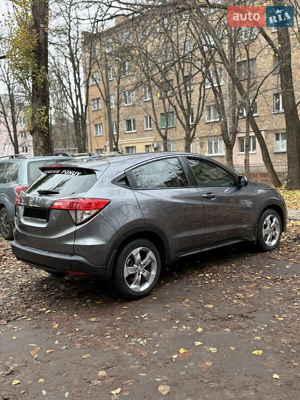 Внедорожник / Кроссовер Honda HR-V 2019 в Киеве
