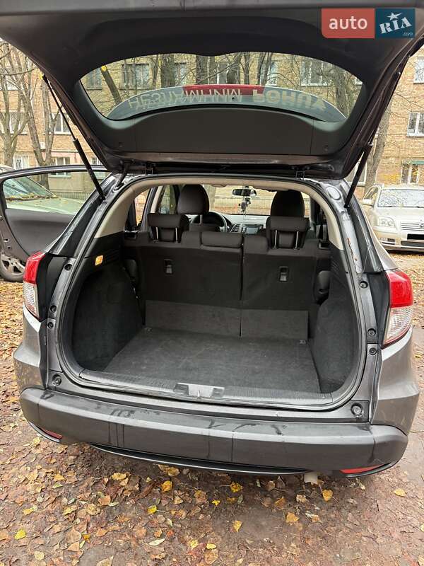 Внедорожник / Кроссовер Honda HR-V 2019 в Киеве