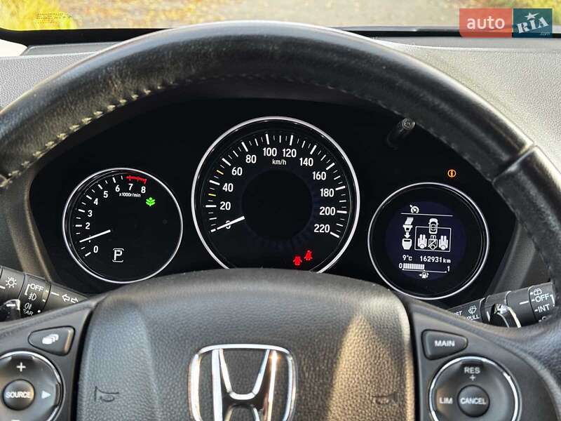 Внедорожник / Кроссовер Honda HR-V 2018 в Киеве