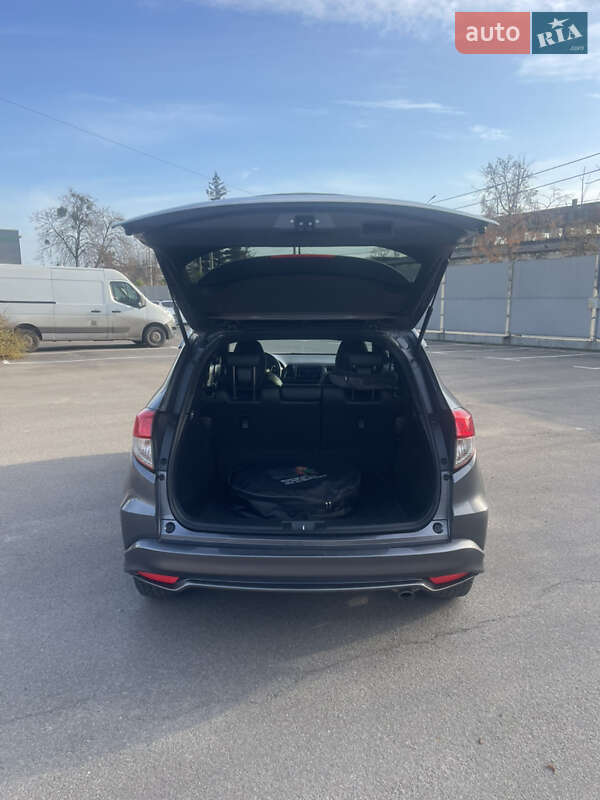 Внедорожник / Кроссовер Honda HR-V 2021 в Киеве фото 10 Внедорожник / Кроссовер Honda HR-V 2021 в Киеве