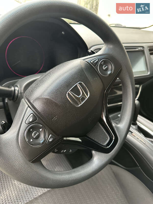 Позашляховик / Кросовер Honda HR-V 2016 в Миколаєві фото 29 Позашляховик / Кросовер Honda HR-V 2016 в Миколаєві