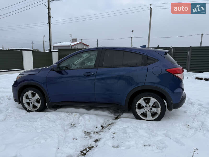 Внедорожник / Кроссовер Honda HR-V 2015 в Львове