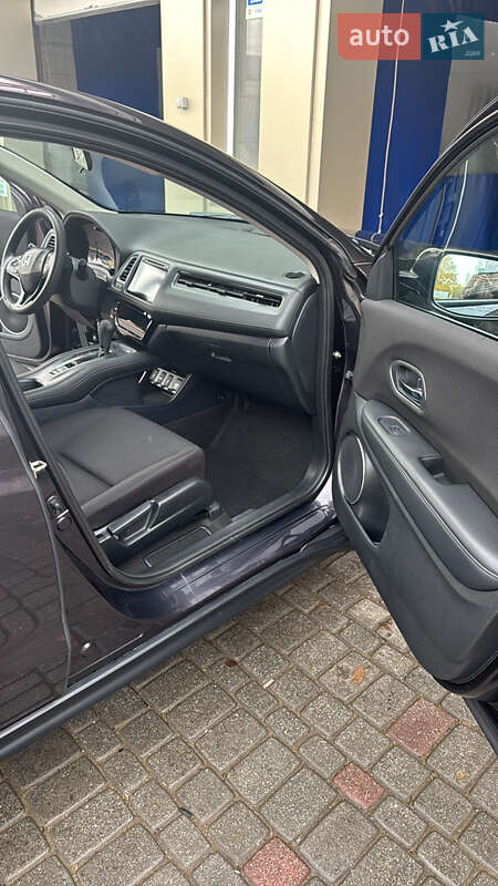 Внедорожник / Кроссовер Honda HR-V 2018 в Николаеве