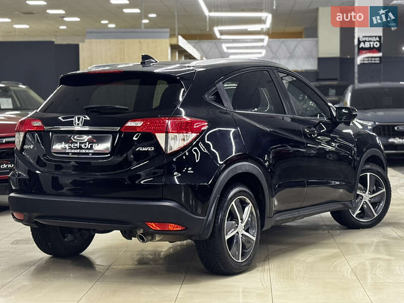 Внедорожник / Кроссовер Honda HR-V 2021 в Николаеве