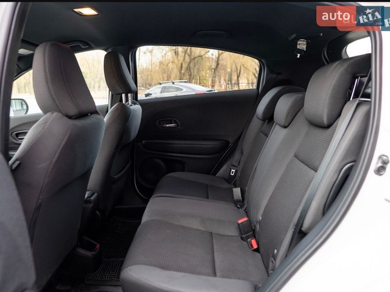 Внедорожник / Кроссовер Honda HR-V 2021 в Львове фото 33 Внедорожник / Кроссовер Honda HR-V 2021 в Львове