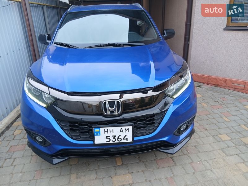 Внедорожник / Кроссовер Honda HR-V 2020 в Черноморске