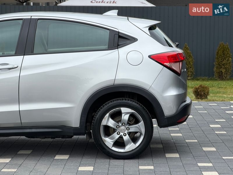 Внедорожник / Кроссовер Honda HR-V 2016 в Ужгороде фото 5 Внедорожник / Кроссовер Honda HR-V 2016 в Ужгороде