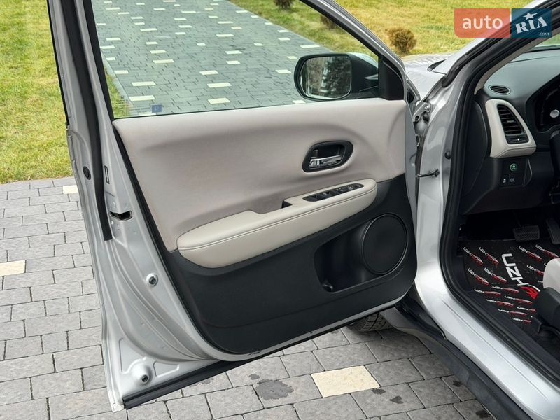 Внедорожник / Кроссовер Honda HR-V 2016 в Ужгороде фото 19 Внедорожник / Кроссовер Honda HR-V 2016 в Ужгороде