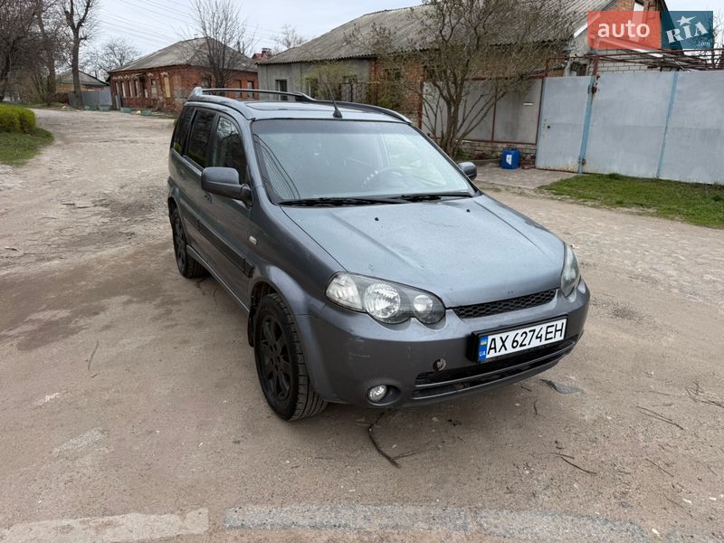 Внедорожник / Кроссовер Honda HR-V 2004 в Харькове фото Внедорожник / Кроссовер Honda HR-V 2004 в Харькове