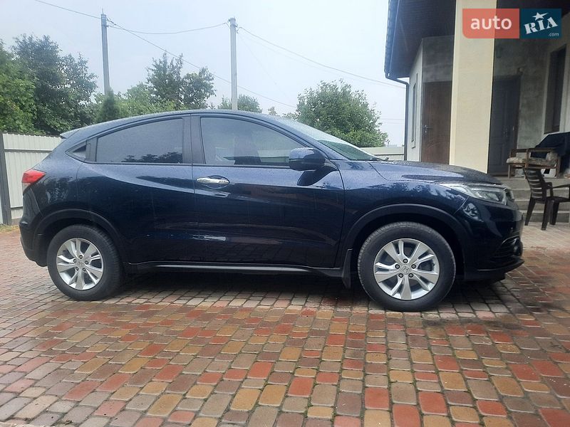 Внедорожник / Кроссовер Honda HR-V 2019 в Полтаве