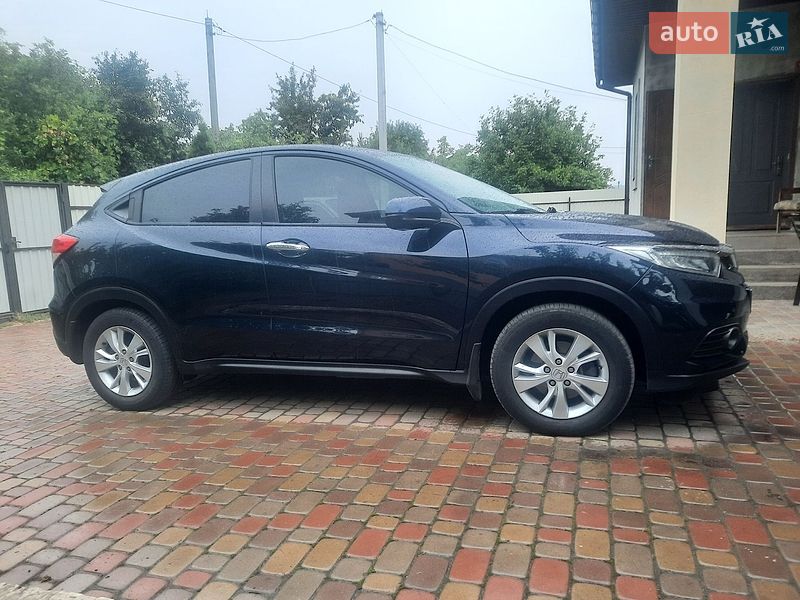 Внедорожник / Кроссовер Honda HR-V 2019 в Полтаве