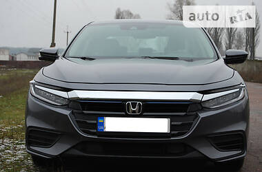 Седан Honda Insight 2018 в Киеве