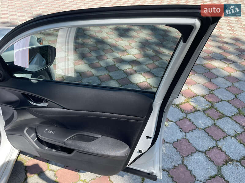 Седан Honda Insight 2019 в Житомире