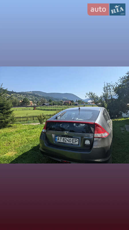 Хэтчбек Honda Insight 2009 в Долине