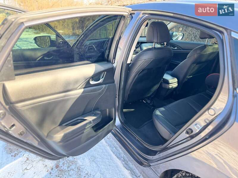 Седан Honda Insight 2022 в Чернігові
