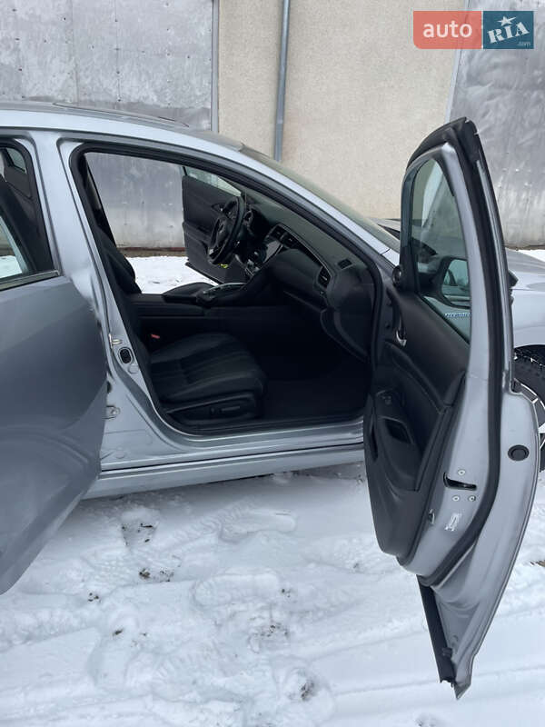 Седан Honda Insight 2019 в Одессе