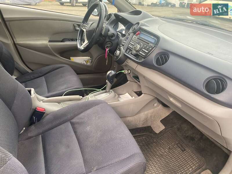 Хэтчбек Honda Insight 2010 в Киеве фото 11 Хэтчбек Honda Insight 2010 в Киеве