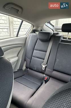 Хэтчбек Honda Insight 2009 в 