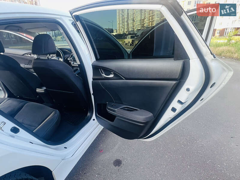 Седан Honda Insight 2020 в Николаеве