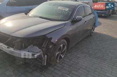 Седан Honda Insight 2022 в 