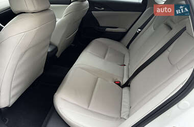 Седан Honda Insight 2020 в 