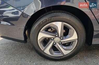 Седан Honda Insight 2018 в 