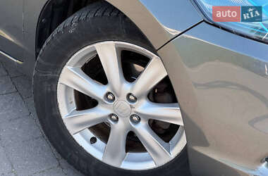 Хетчбек Honda Insight 2010 в 