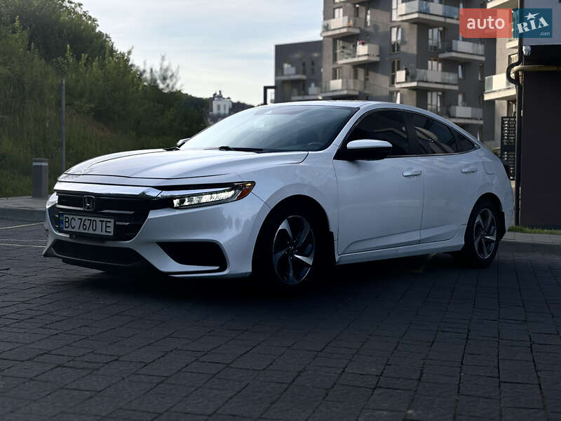 Седан Honda Insight 2018 в Львове
