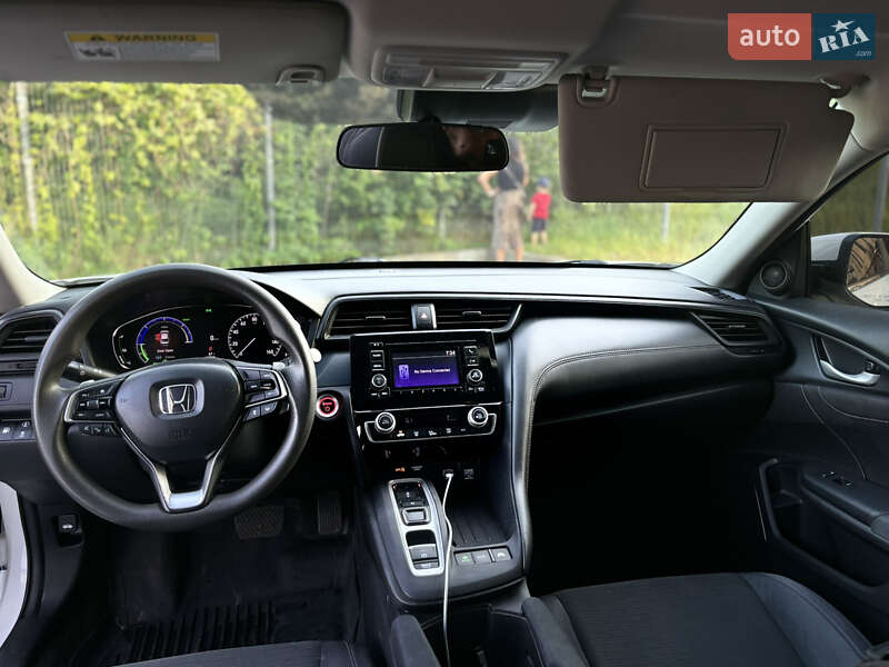 Седан Honda Insight 2018 в Львове