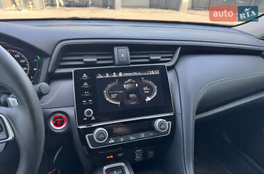 Седан Honda Insight 2020 в 