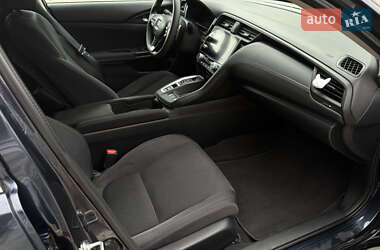 Седан Honda Insight 2021 в 