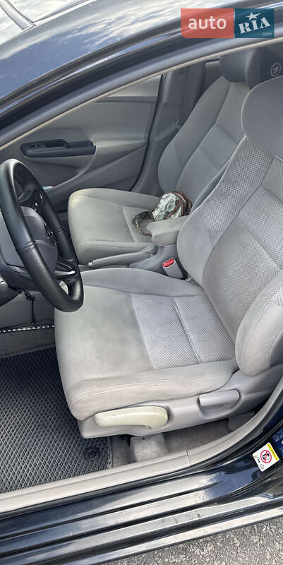 Хэтчбек Honda Insight 2010 в Киеве