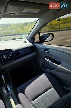 Хэтчбек Honda Insight 2010 в 
