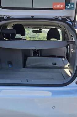 Хэтчбек Honda Insight 2010 в 