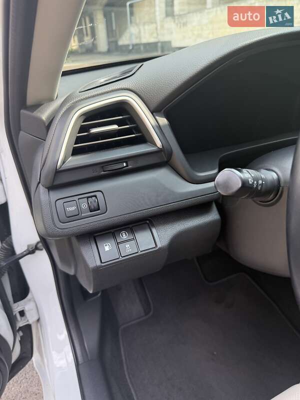 Седан Honda Insight 2020 в Киеве фото 21 Седан Honda Insight 2020 в Киеве