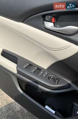 Седан Honda Insight 2020 в 