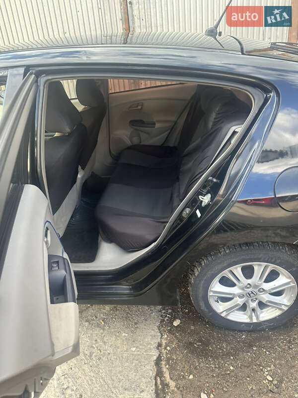 Хэтчбек Honda Insight 2009 в Николаеве