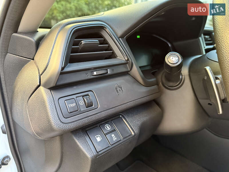 Седан Honda Insight 2020 в Киеве фото 22 Седан Honda Insight 2020 в Киеве