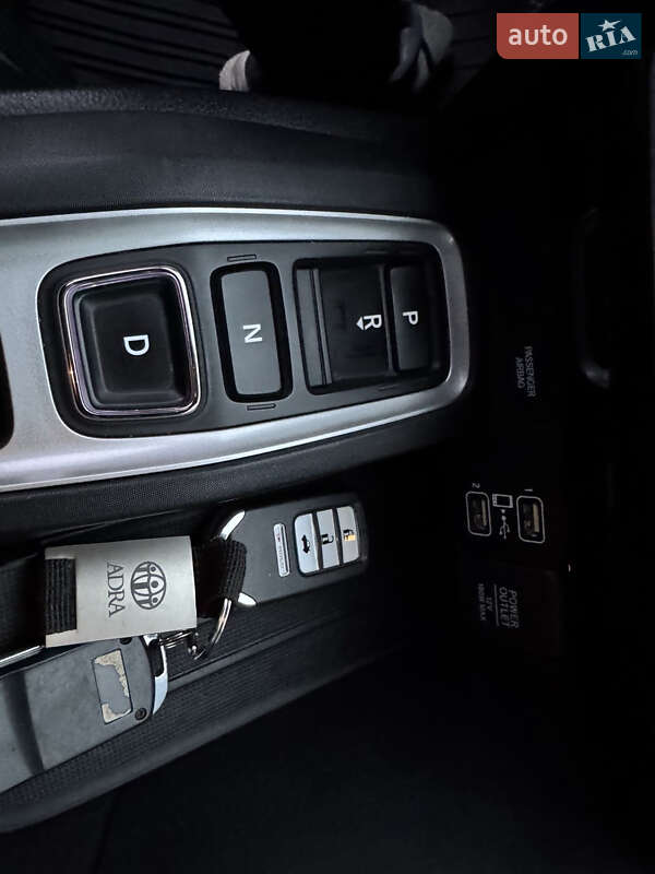 Седан Honda Insight 2020 в Киеве