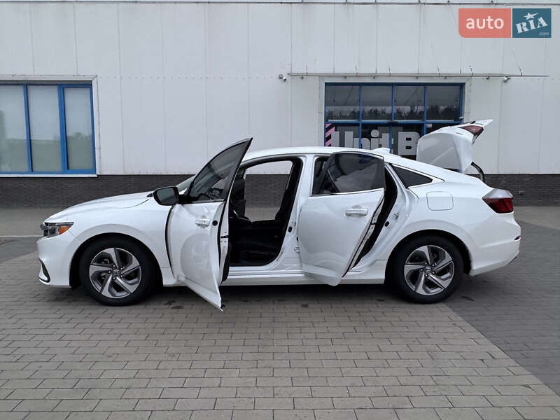 Седан Honda Insight 2020 в Киеве