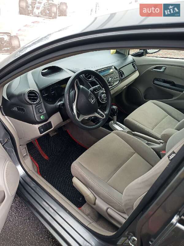 Хэтчбек Honda Insight 2014 в Киеве