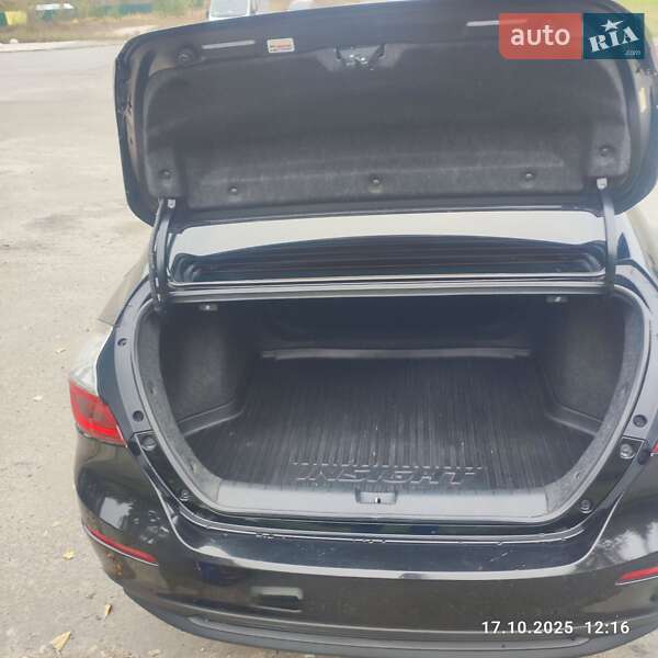 Седан Honda Insight 2021 в Киеве