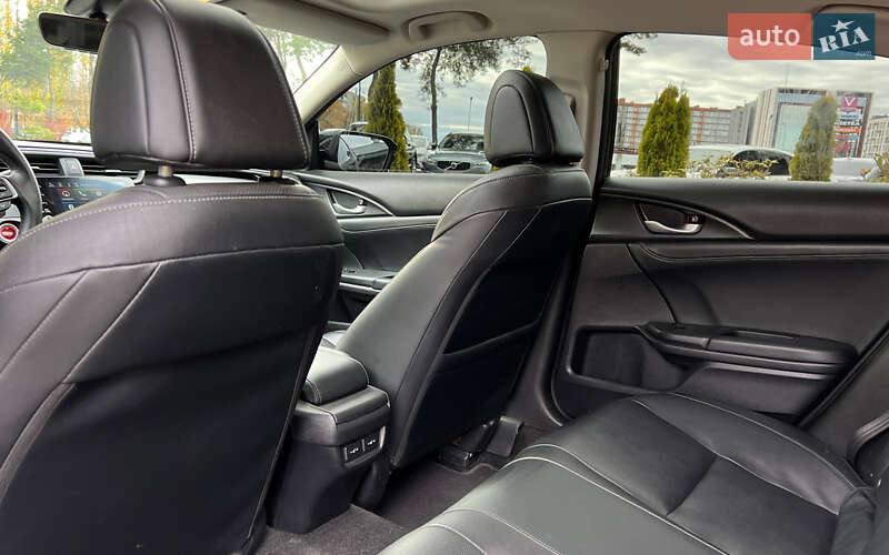 Седан Honda Insight 2019 в Львове