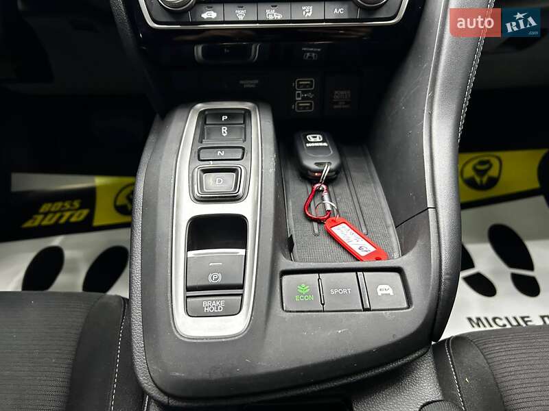 Седан Honda Insight 2020 в Чернівцях