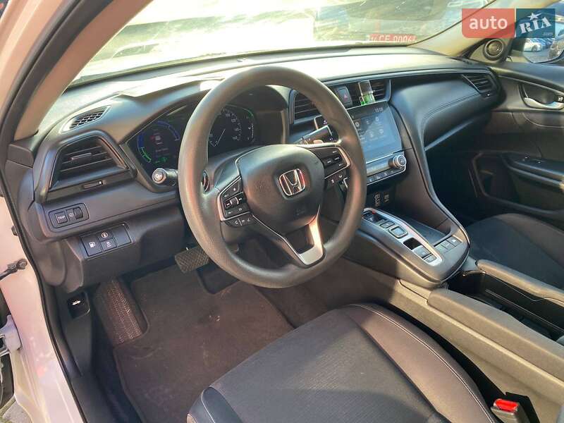 Седан Honda Insight 2018 в Львове