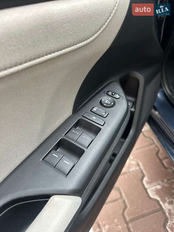 Седан Honda Insight 2022 в Киеве фото 13 Седан Honda Insight 2022 в Киеве