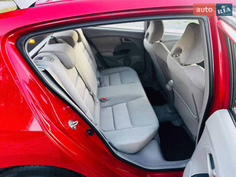 Хетчбек Honda Insight 2010 в Здолбуніві